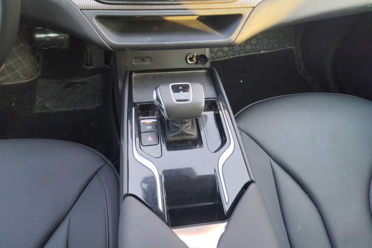 Used Hongqi E-QM5 2023 Revised Version Basic Travel Edition
