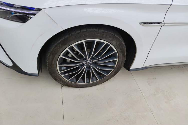 Used BYD Han 2020 EV Long-Range Luxury Model
