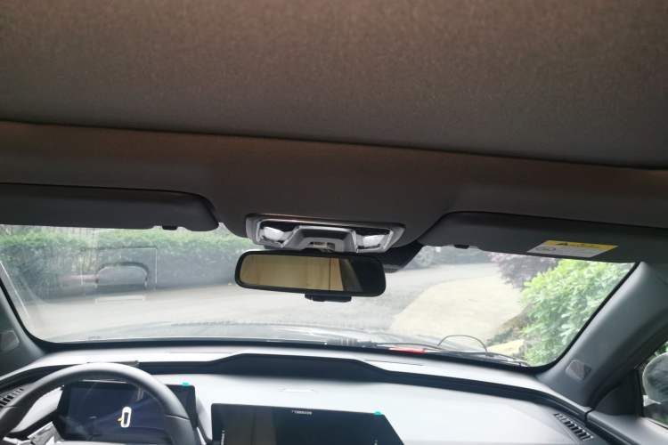 Used CHANGAN OSHAN Z6 New Energy 2023 ZhiDian iDD 150KM Flagship PLUS Smart Parking Edition Headliner