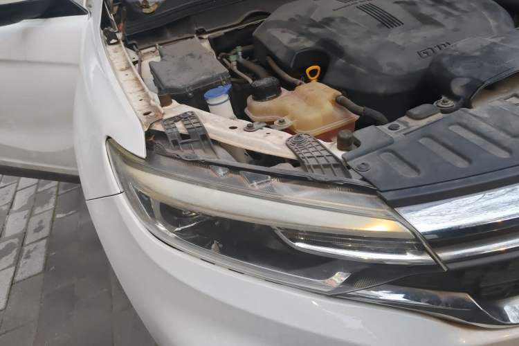 Used Land Xiaoyao 2018 1.5 GTDI Manual Panoramic Gold Edition
