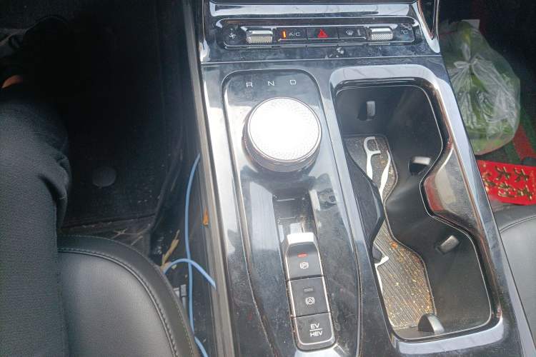 Used Wuling Xingguang 2023 70 Standard Edition Gear Lever