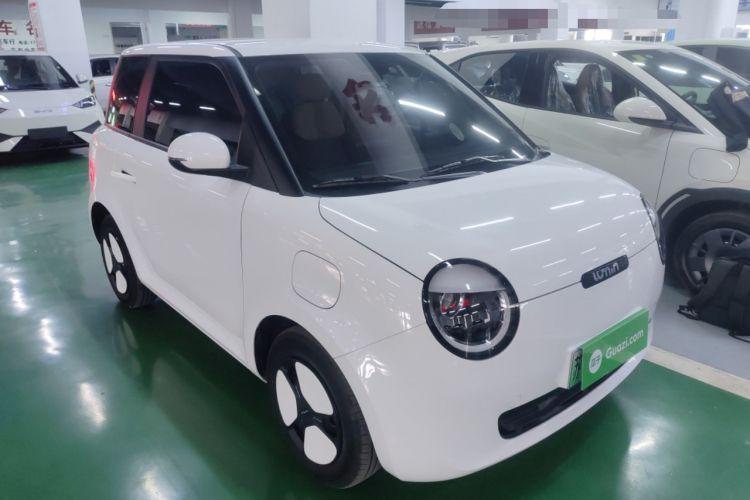 Used CHANGAN NEVO Lumin 2025 205 km Xiangqin Version Front Right 45 Deg