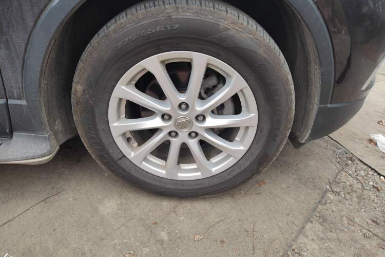 Used Buick Envision 2016 20T Two-Wheel Drive Leading Version Right Front Wheel Hub