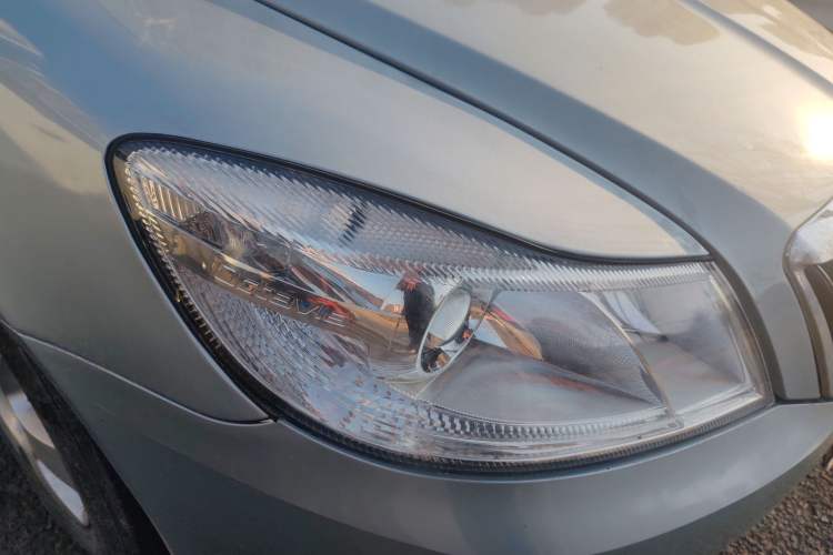 Used Skoda Octavia 2013 1.6L Fifth Anniversary Limited Edition
