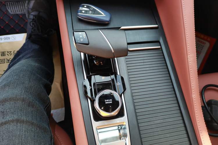 Used Changan CS75 PLUS 2024 3rd Generation Champion Edition 2.0T Intelligent Drive Performance Model
