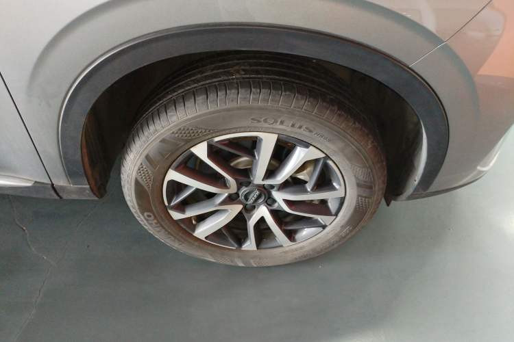 Used Haval H6 2022 3rd Generation 1.5T Automatic Two-Wheel Drive Max Right Front Wheel Hub