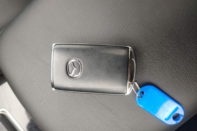 Used Mazda Mazda 3 Axela 2021 2.0L Automatic ZhiZun Edition