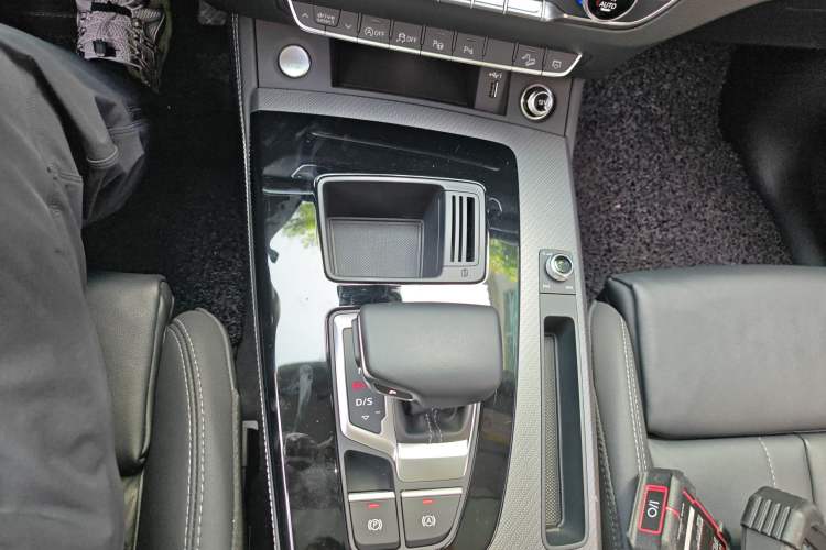 Used Audi Q5L 2022 Updated 40T Luxury Dynamic Edition
