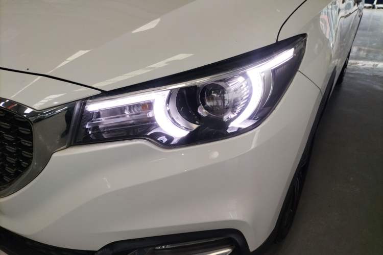 Used MG ZS 2018 1.5L Automatic Luxury Edition China V Standard
