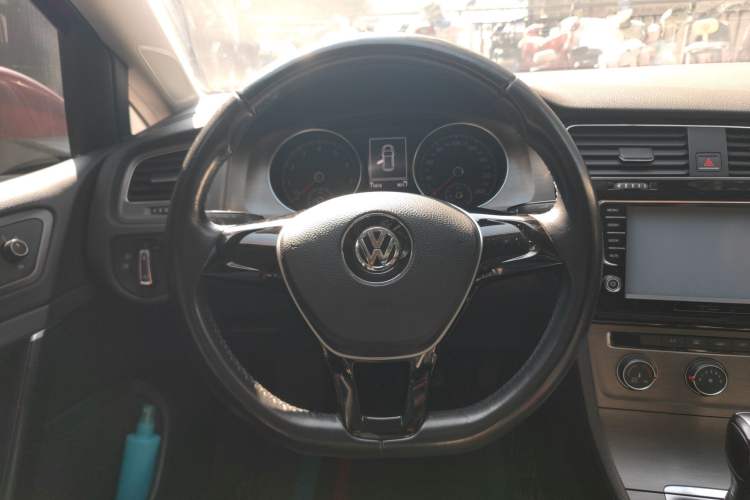 Used Volkswagen Golf 2014 1.6L Automatic Comfort Model
