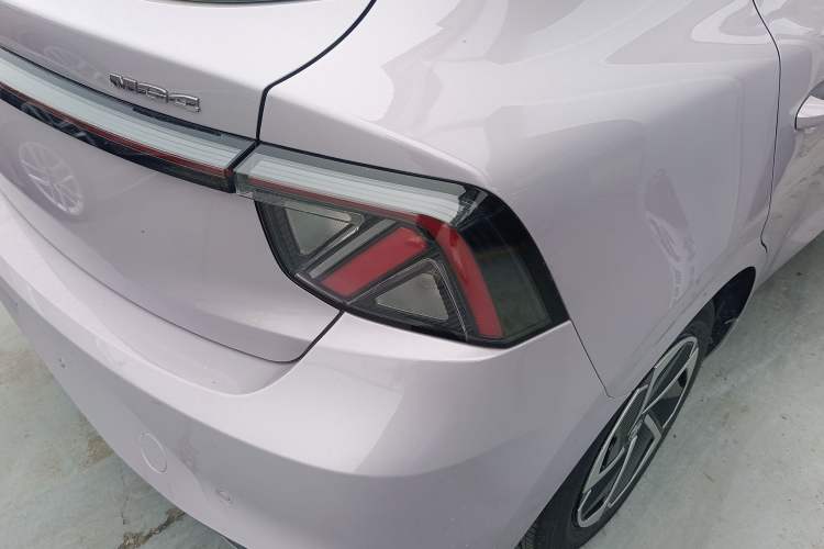 Used MG 4 EV 2026 Model 437 Composed Edition Right Rear Taillight