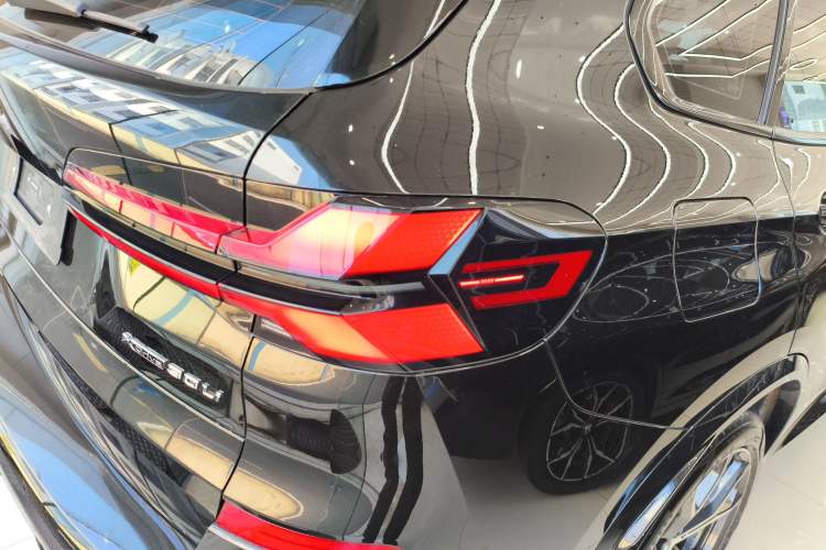 Used BMW X5 2023 xDrive 30Li Luxury M Sport Night Edition Package