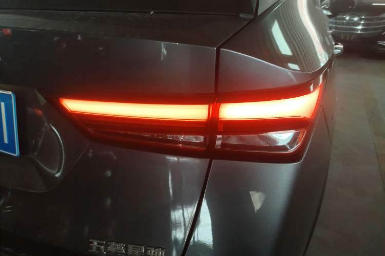 Used Wuling Alvez 2022 1.5L CVT Comfort Edition