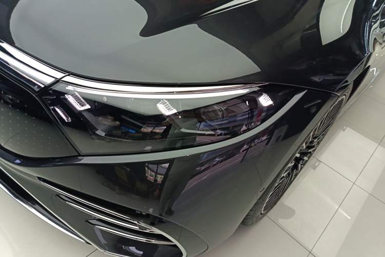 Used Mercedes-Benz EQS 2022 Updated 580 4MATIC Left Front Headlight