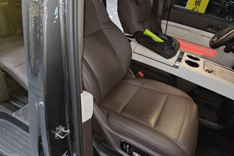 Used Li Auto MEGA 2024 Ultra Model