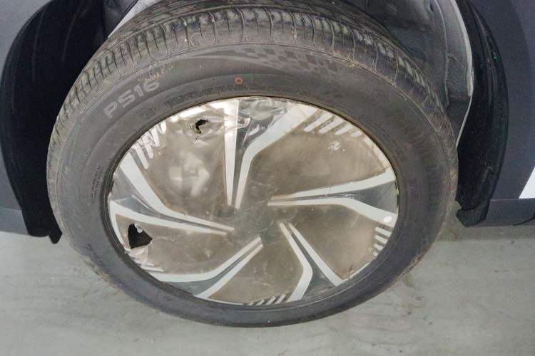 Used Geely Auto Emgrand X7 Sport 2024 1.5TD Smart Connect+
