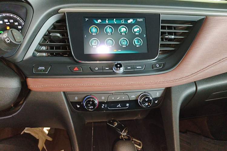 Used Buick GL6 2019 18T 6-Seater Connected Luxury Version China VI Standard