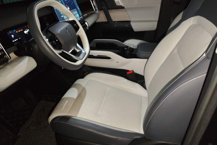 Used iCAR 03 2024 472km Four-Wheel Drive Long-Range Version Left Front Seat