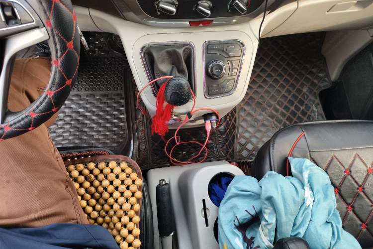 Used JAC Refine M3 2019 IKEA Edition 1.8L Luxury Smart Model