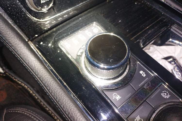 Used Jaguar XJ 2016 XJL 2.0T Two-Wheel-Drive Elegant Business Edition Gear Lever