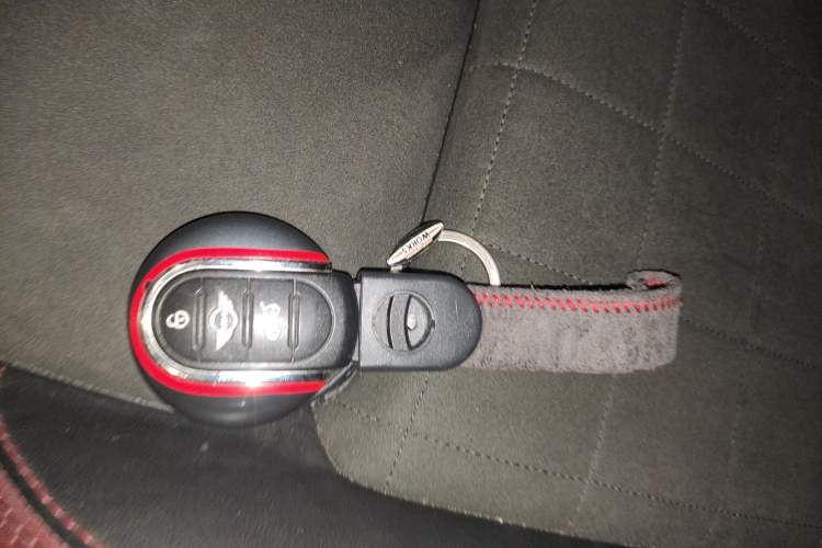 Used MINI JCW 2016 2.0T JOHN COOPER WORKS Avant-Garde Vehicle Key