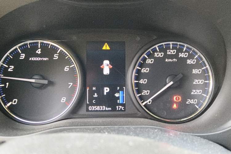 Used Mitsubishi Outlander 2019 2.0L Two-Wheel Drive Comfort Edition 5 Seats China V Standard