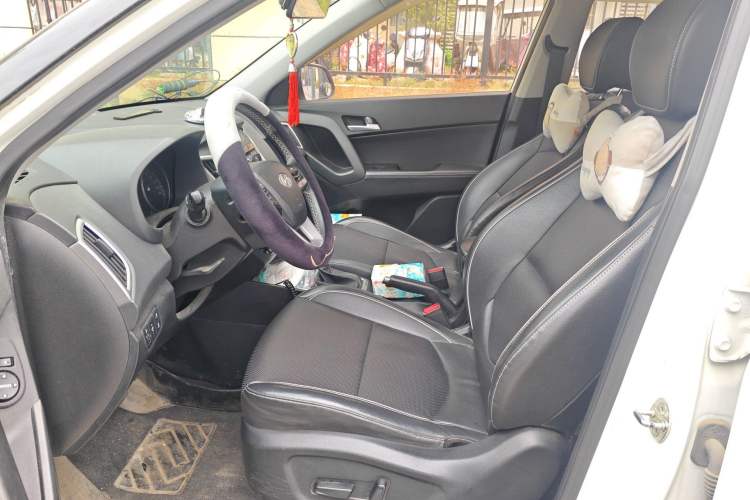 Used Hyundai ix25 2017 1.6L Automatic Smart Version Left Front Seat