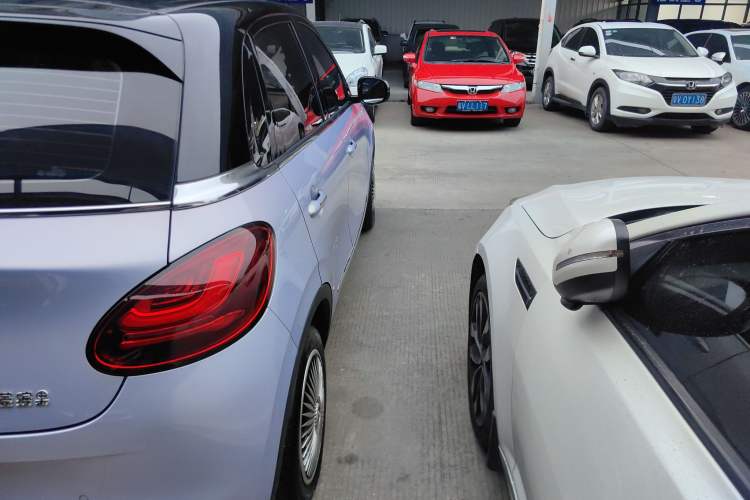 Used Wuling Bingo 2025 333 km Enjoyment Version
