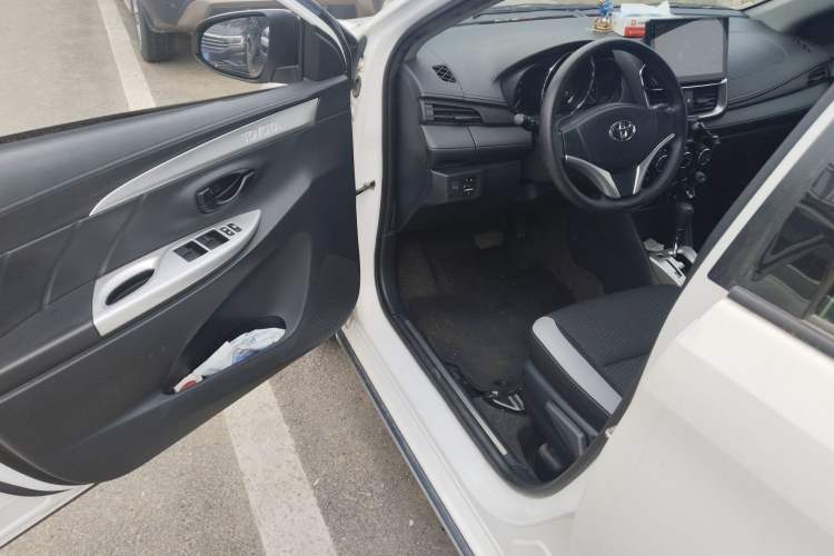 Used Toyota YARiS L Zhi Xuan 2021 X-Trail 1.5L CVT Leading Edition