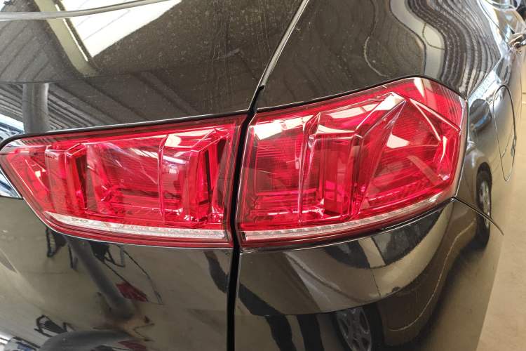 Used Wey VV7 2017 2.0T Flagship Model
