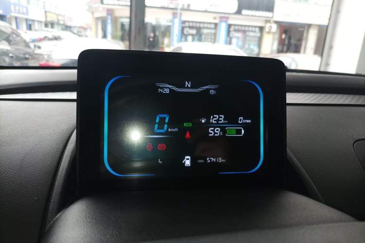 Used CHANGAN NEVO Lumin 2022 210km Sweet Edition Instrument Cluster