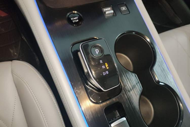 Used Nissan Sylphy 2023 Super Hybrid Electric Drive Ultra-Luxury Model