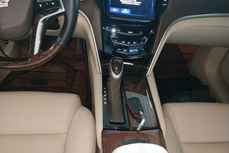 Used Cadillac XTS 2017 28T Elite Model