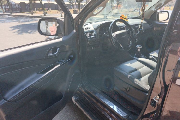 Used Isuzu mu-X 2018 1.9T Diesel Automatic 4x4 Enjoyment Edition 5 Seats
