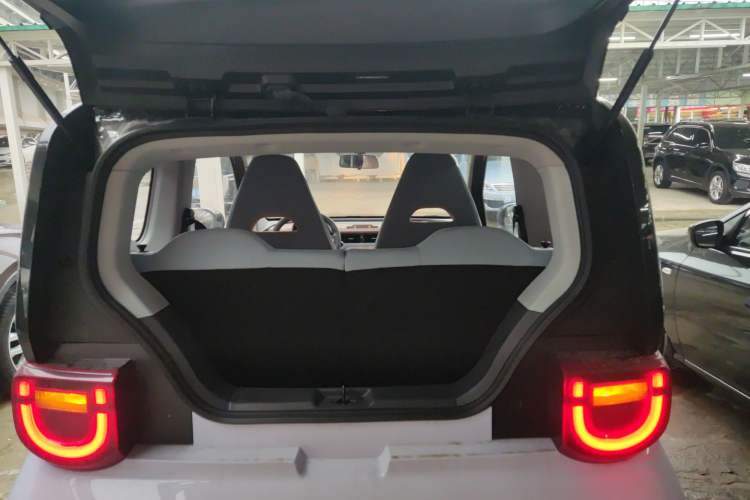 Used Chery QQ Ice Cream 2025 155km Sundae Edition Trunk