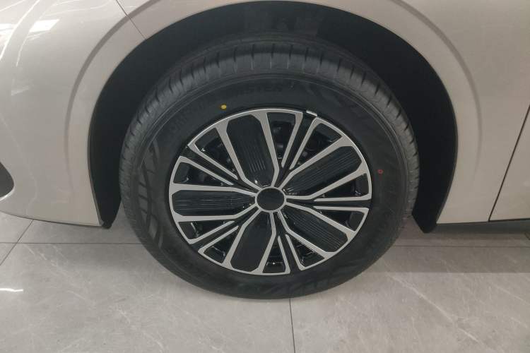 Used Geely Galaxy Galaxy Stellar 6 2026 Model 60km Sailing Edition
