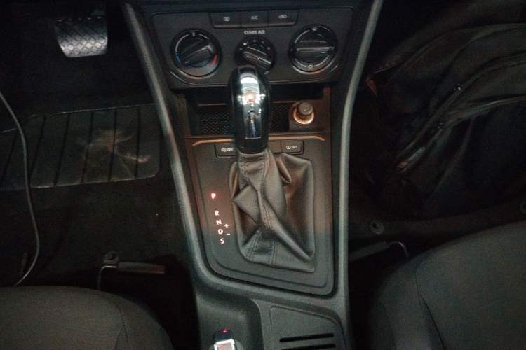 Used Volkswagen Lavida 2018 Classic 1.5L Automatic Fashion Edition China VI Standard