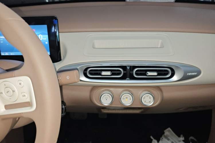 Used Wuling Hongguang MINIEV 2025 Four-Door Version Advanced Edition