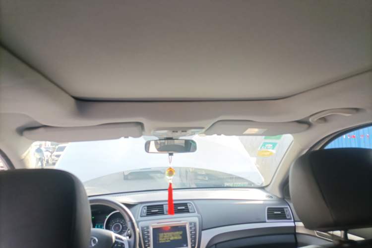 Used BAIC Senova X65 2015 2.0T Automatic Elite Model
