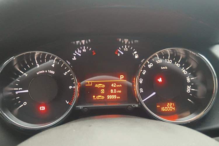 Used Peugeot 3008 2013 2.0L Automatic Trend Edition Instrument Cluster