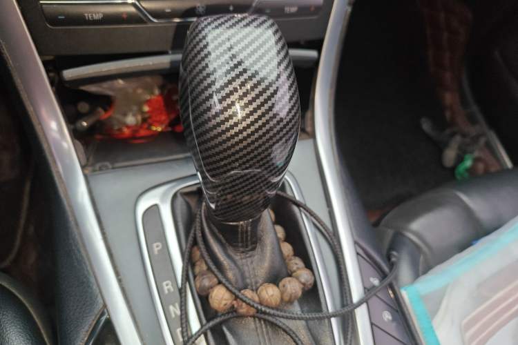 Used Ford Edge 2015 2.0T GTDi Four-Wheel Drive Prestige Model Gear Lever