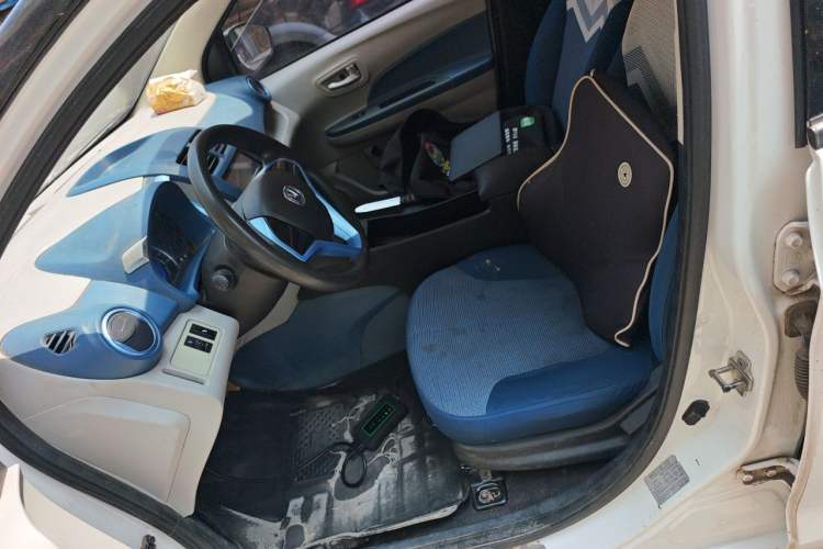 Used CHANGAN Benni E-Star 2021 National Edition Colorful Version Lithium Iron Phosphate (31.86 kWh) Left Front Seat