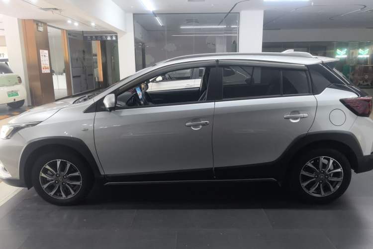 Used Toyota YARiS L Zhi Xuan 2022 X-Trail 1.5L CVT Leading PLUS Edition