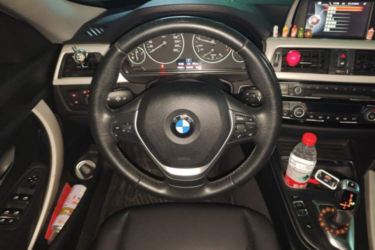 Used BMW 3 Series GT 2016 320i Fashion Model