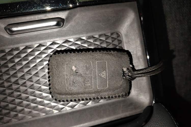 Used Land Rover Range Evoque 2020 249 PS R-DYNAMIC SE Sport Technology Edition Vehicle Key