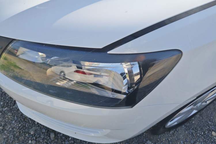 Used Volkswagen Santana 2013 1.6L Manual Fashion Edition Left Front Headlight