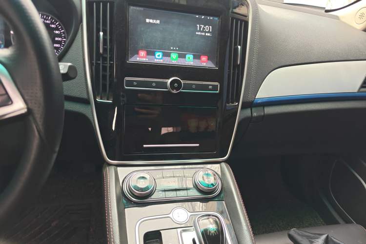 Used BYD Qin New Energy 2017 Qin 1.5T 100 Audio And AC Panel