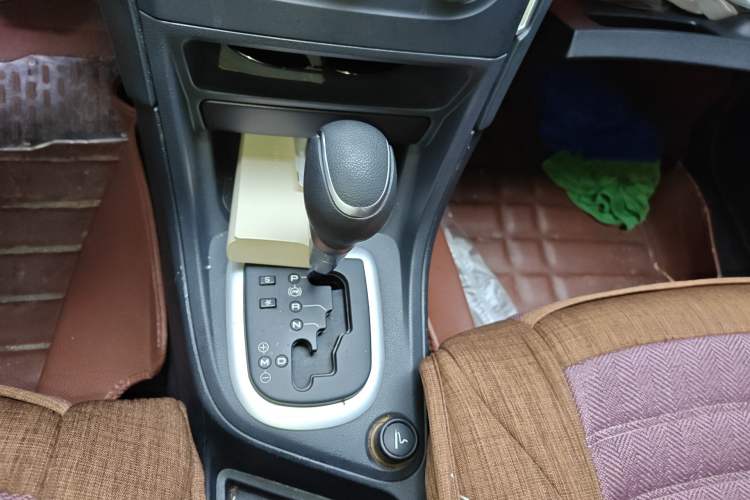 Used Peugeot 308 2014 Enjoy Edition Classic 1.6L Automatic Premium Model Gear Lever