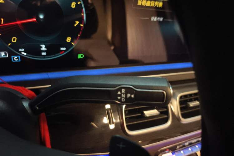 Used Mercedes-Benz GLE 2023 GLE 350 4MATIC Stylish Model Gear Lever