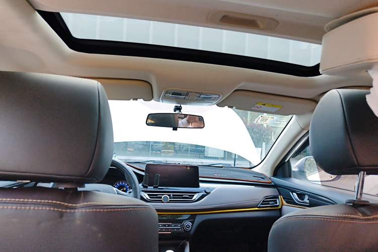 Used CHANGAN Eado DT 2018 1.6L Manual Smart Enjoyment Model
